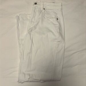 white ripped american eagle mom jeans